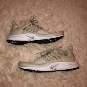 Nike Air Presto Women Size 8.5